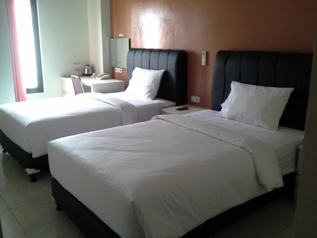 Asoka Inn 万隆 外观 照片